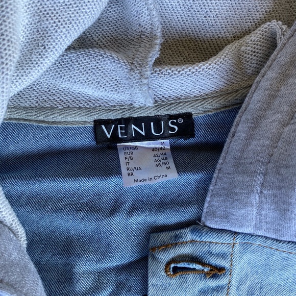 Distressed crop jean jacket - Picture 7 of 12